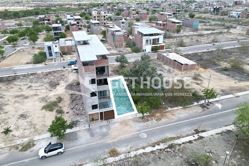 SE VENDE BONITO TERRENO FRENTE A PARQUE | URB. MIRAFLORES COUNTRY CLUB 2