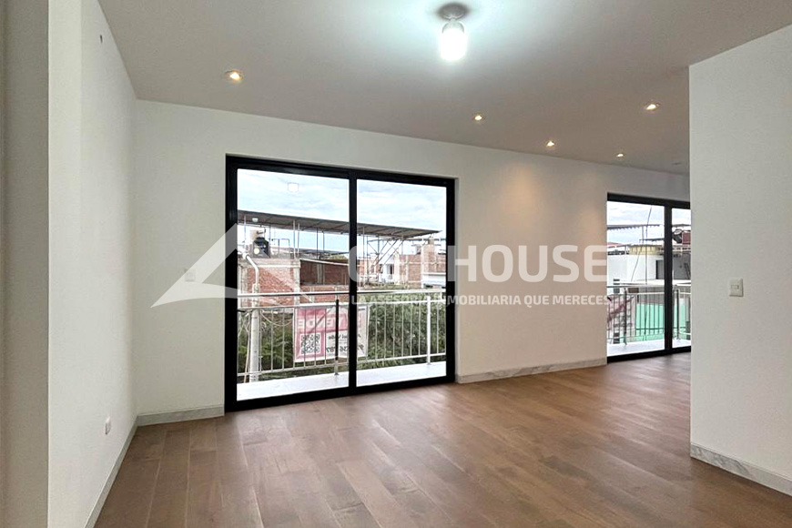 SE VENDE DEPARTAMENTO DE ESTRENO 3ER PISO CON ASCENSOR | URB MIRAFLORES CC 
